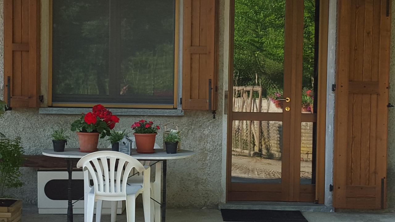 B&B Monteguzzo Cigognola Exterior photo